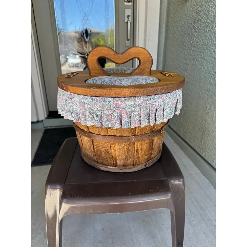 vintage crate bucket basket featuring heart-shaped handle split lid floral